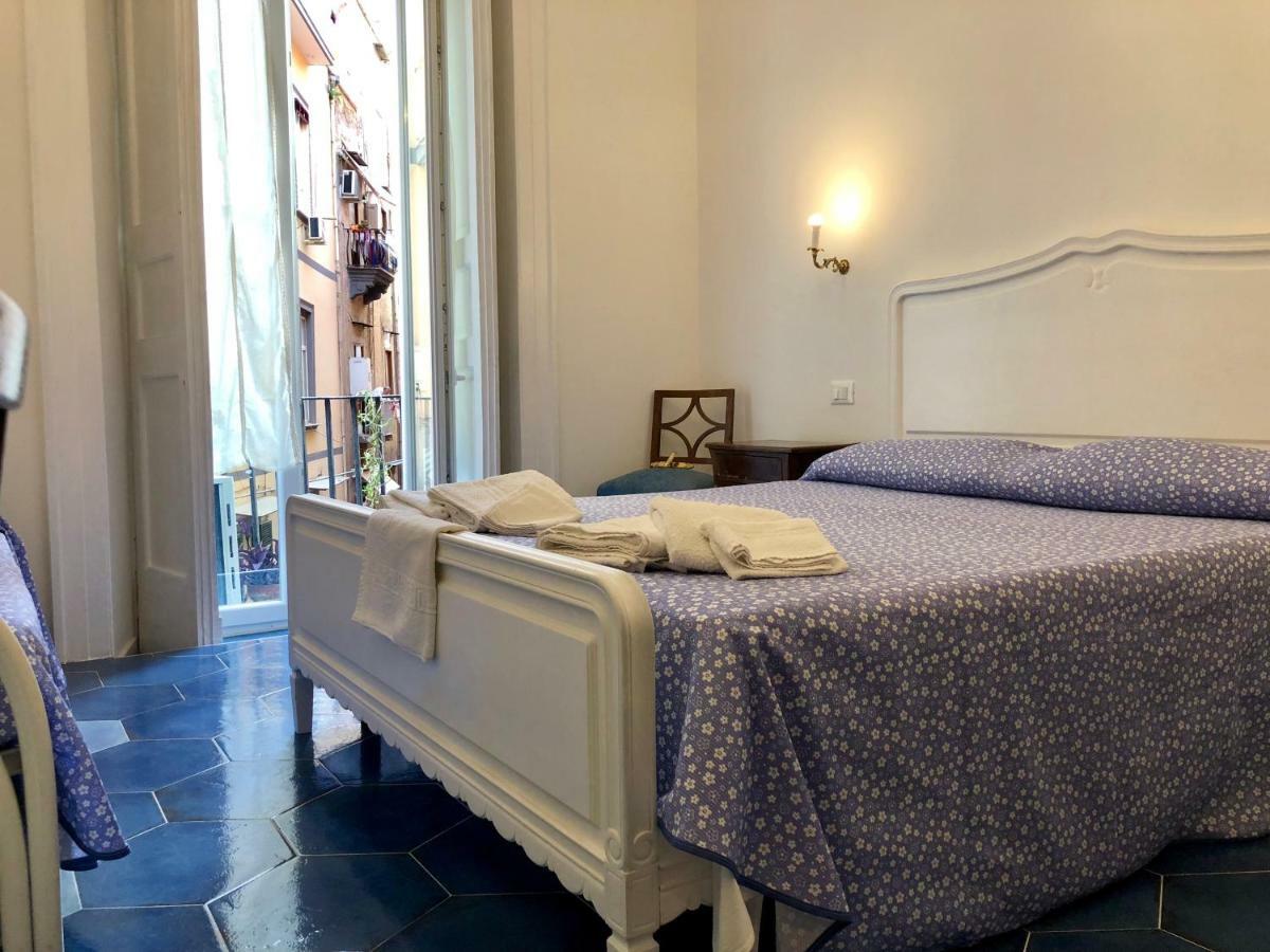 Il Sole Di Montesanto Bed & Breakfast Napoli Exterior foto