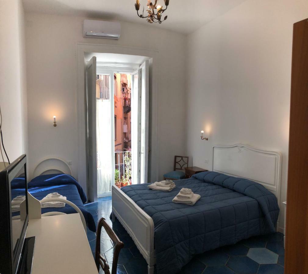 Il Sole Di Montesanto Bed & Breakfast Napoli Exterior foto